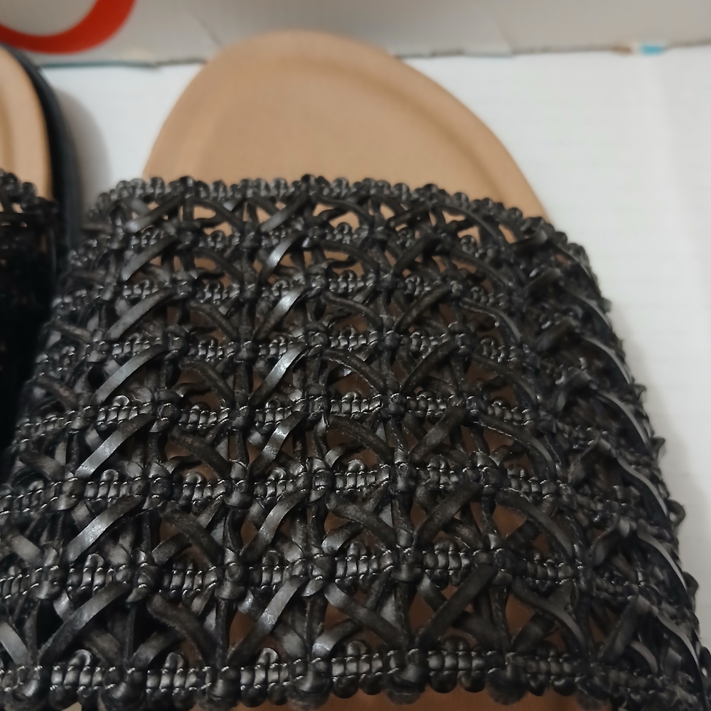 Baretraps Women's Black Slide Sandals Sizes 11/ 9½ New - Picture 10 of 11